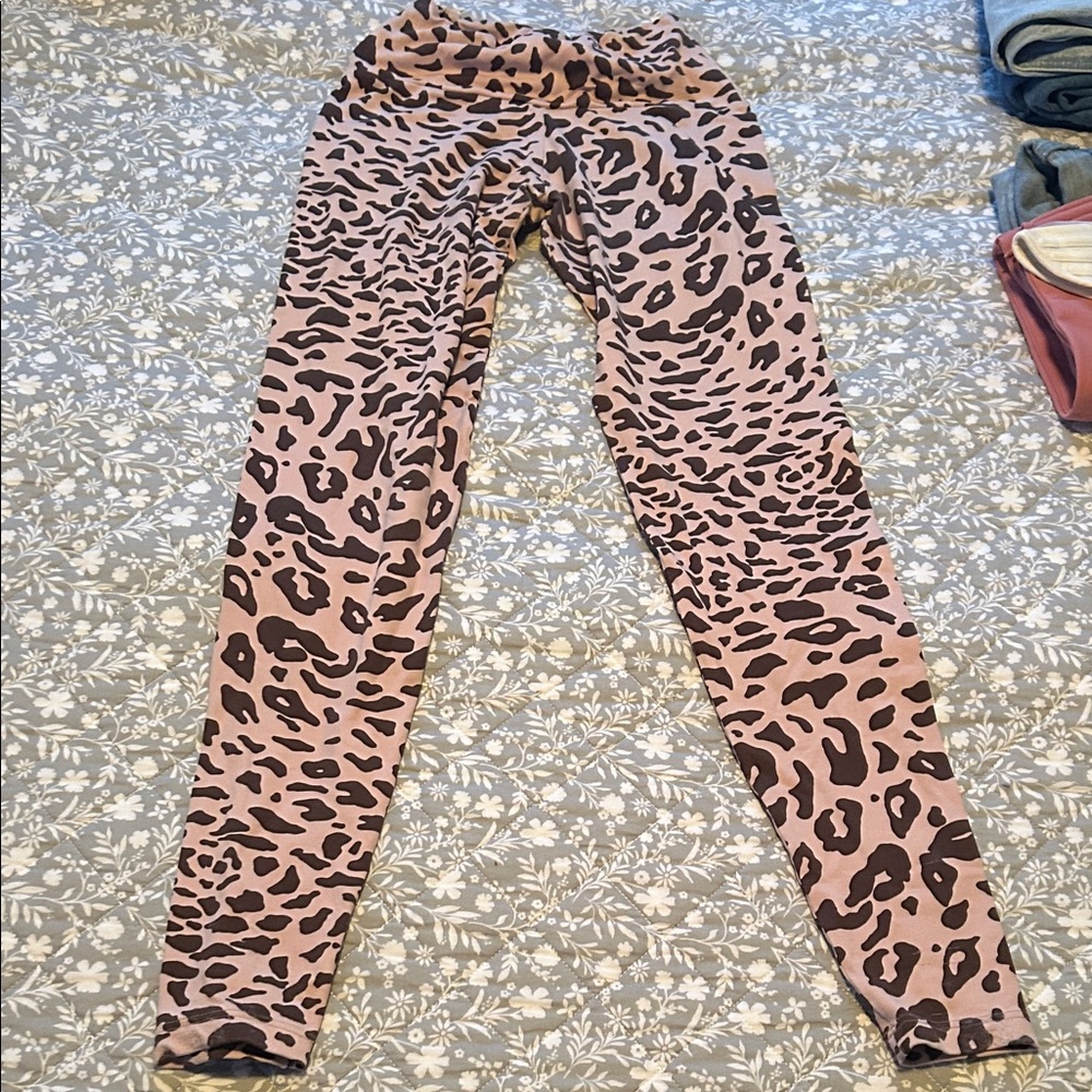 Booty by Brabants Leopard Print Leggings